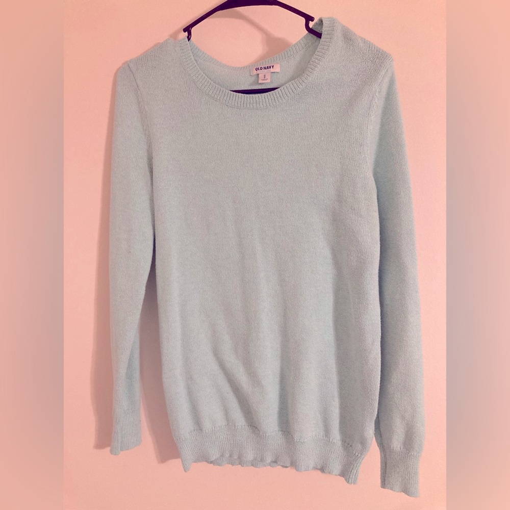 Women’s Old Navy sweater